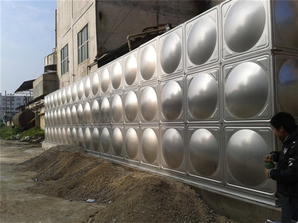 ?為什么304不銹鋼水箱要制作基礎？