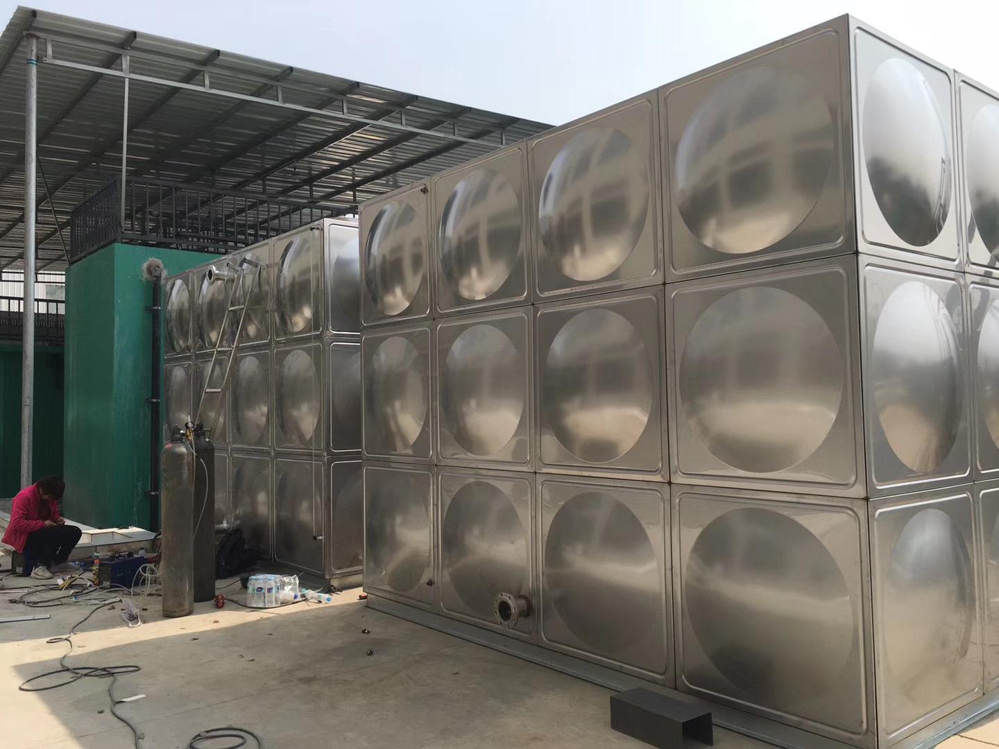 無錫不銹鋼水箱的厚度標(biāo)準(zhǔn)有哪些？